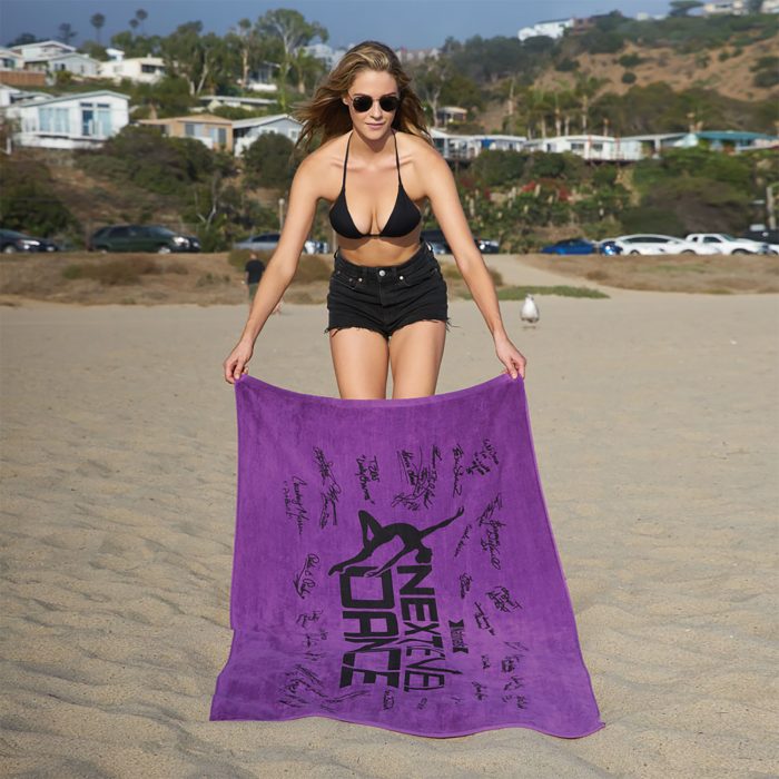 Diamond Collection Colored Beach Towel - Image 9