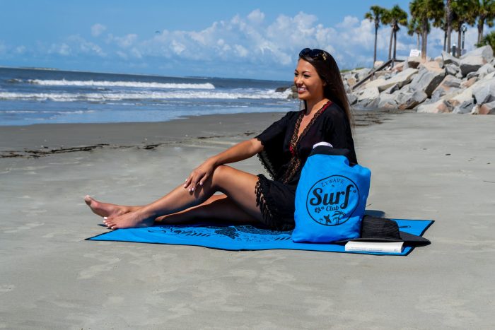 Sand Repellent Beach Blankets - Image 2